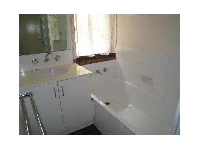 7 Wybalena Grove, Cook ACT 2614