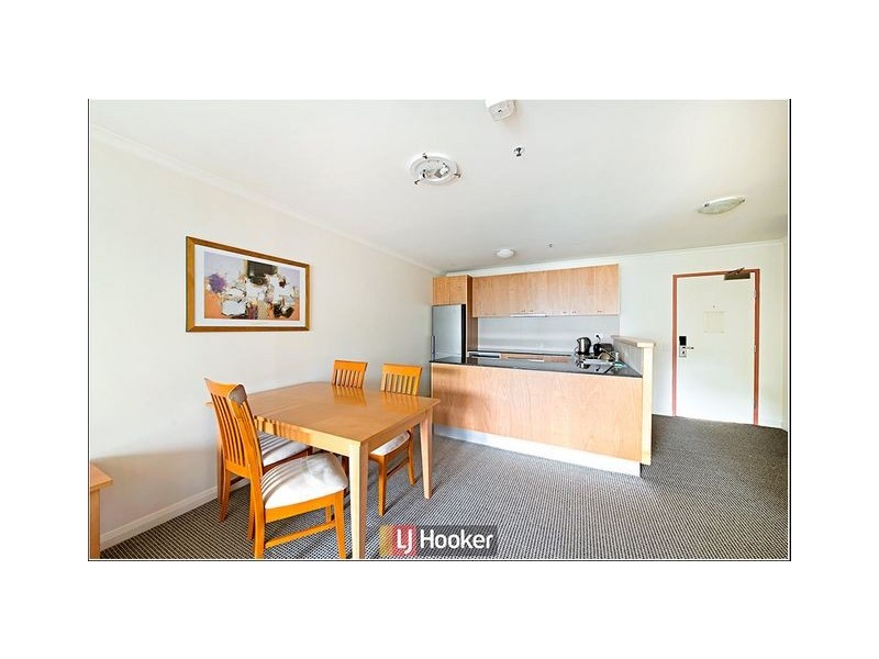 215/2 Akuna Street, City ACT 2601