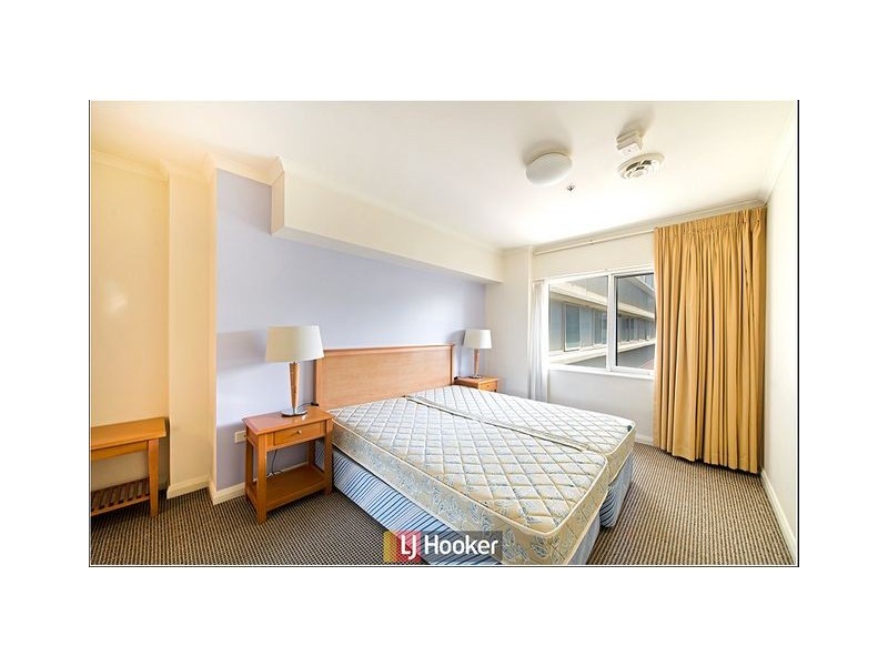 215/2 Akuna Street, City ACT 2601