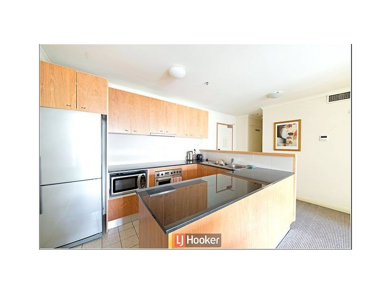 215/2 Akuna Street, City ACT 2601