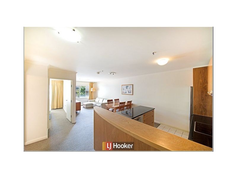 215/2 Akuna Street, City ACT 2601