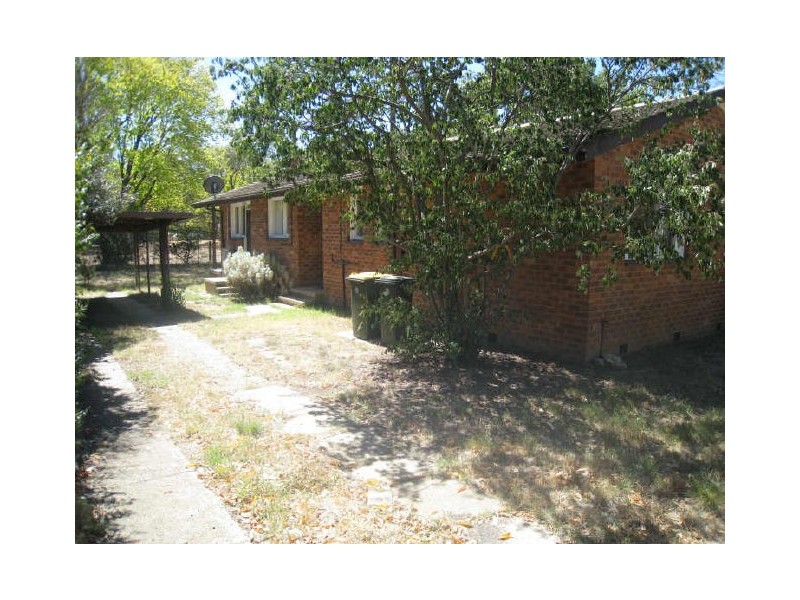 25 De Burgh Street, Lyneham ACT 2602