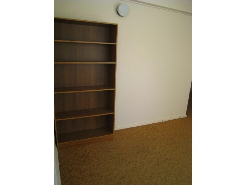 9/4 Nuyts Street, Red Hill ACT 2603