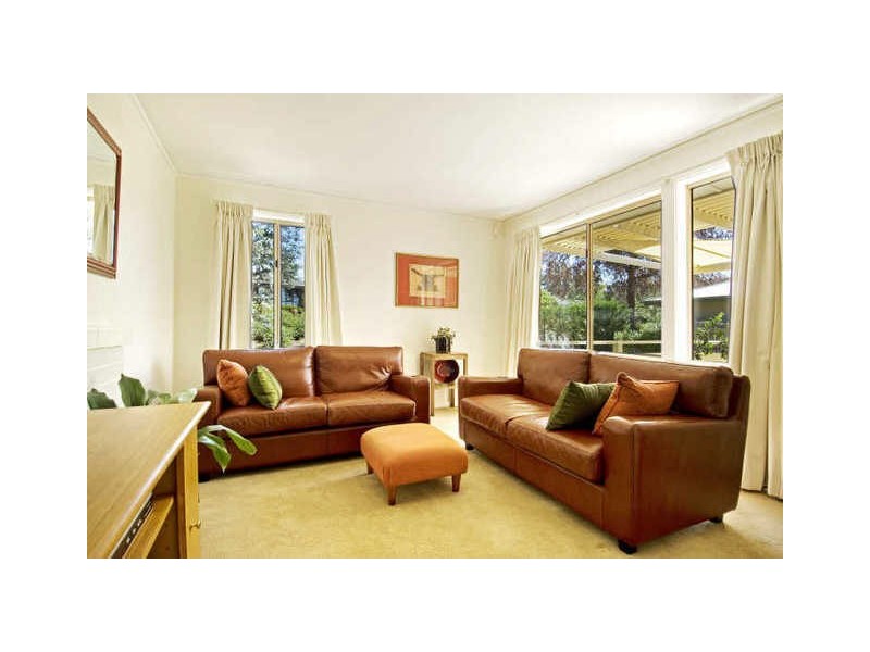 5 Maygar Street, Hughes ACT 2605