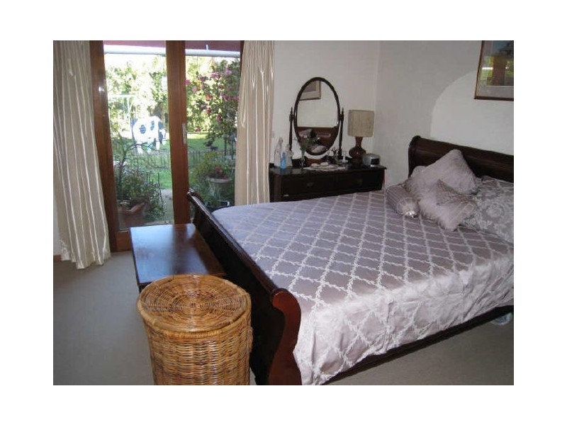 34 Dutton Street, Dickson ACT 2602