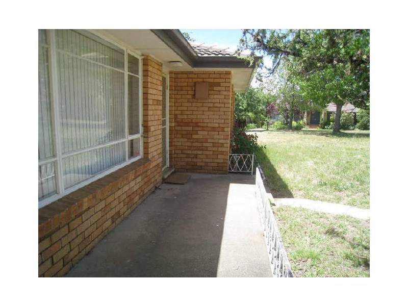 2 Discovery Street, Red Hill ACT 2603