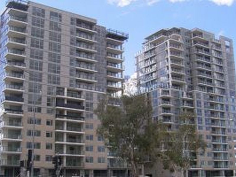 75/2 Edinburgh Avenue, City ACT 2601