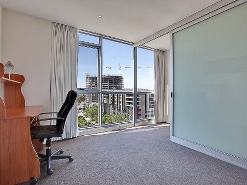 75/2 Edinburgh Avenue, City ACT 2601