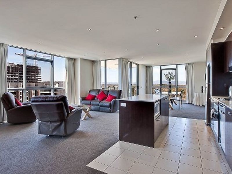 75/2 Edinburgh Avenue, City ACT 2601