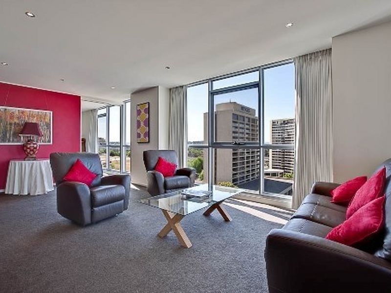 75/2 Edinburgh Avenue, City ACT 2601