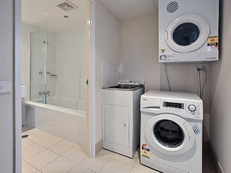 75/2 Edinburgh Avenue, City ACT 2601