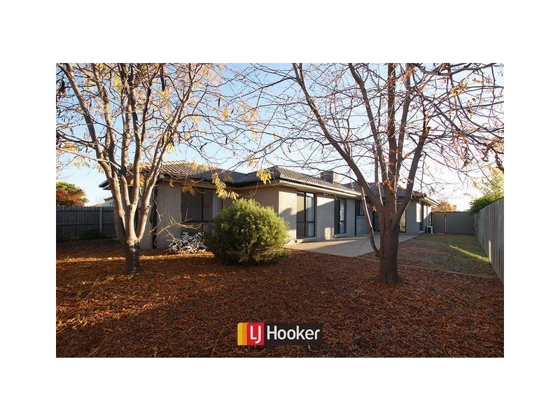 14 McClung Street, Gungahlin ACT 2912