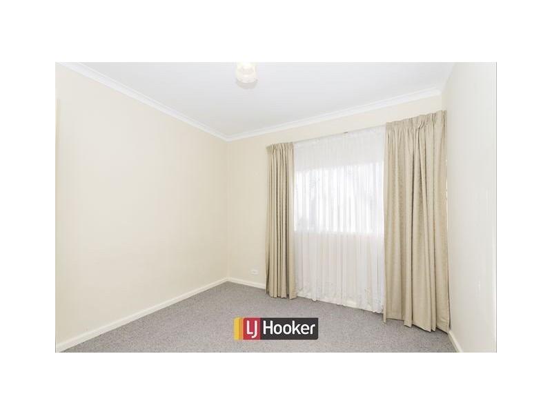 9 Maitland Street, Hackett ACT 2602