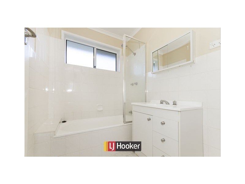 9 Maitland Street, Hackett ACT 2602