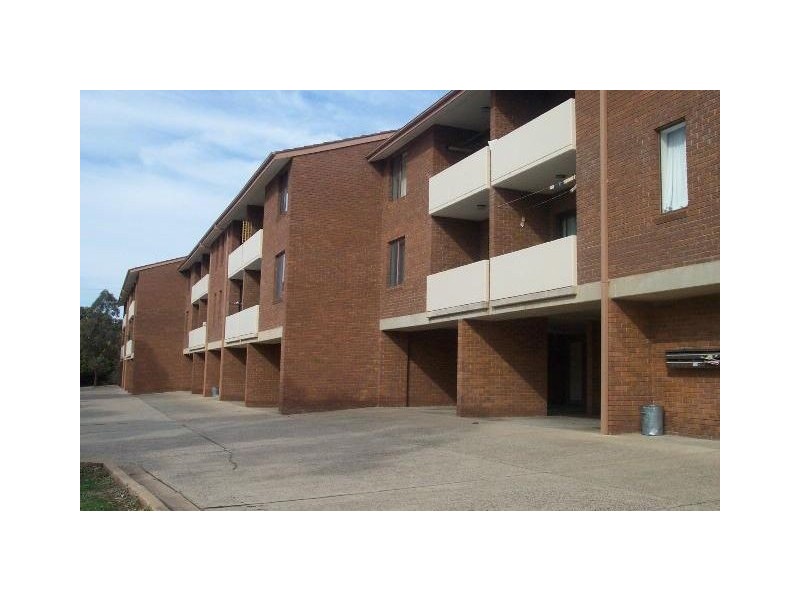 12/28 Springvale Drive, Hawker ACT 2614