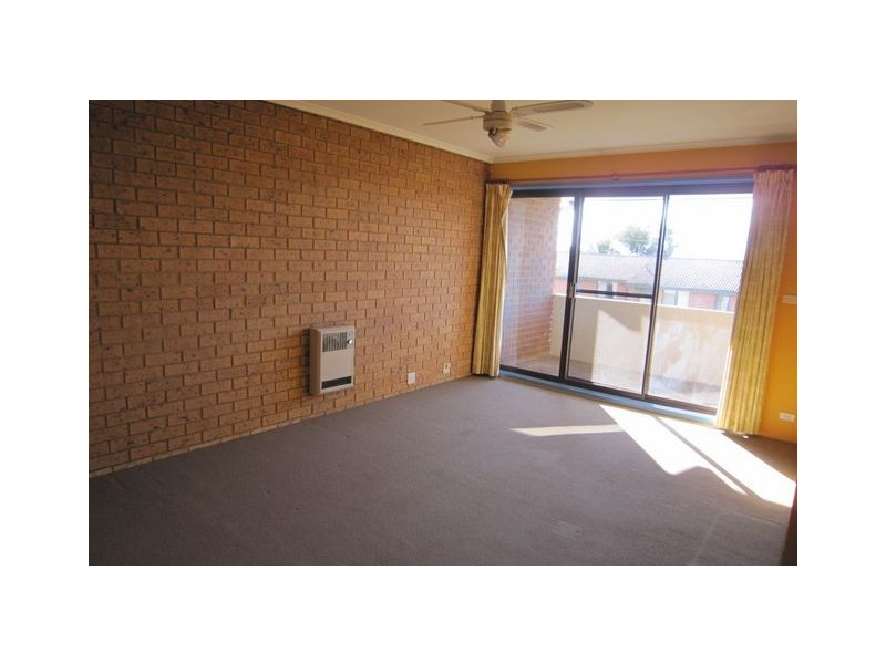 12/28 Springvale Drive, Hawker ACT 2614