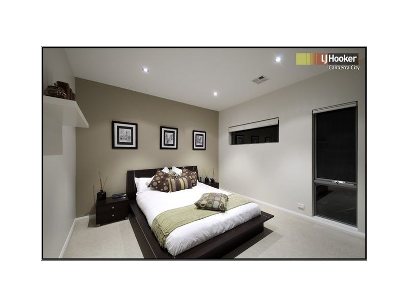 94 Allchin Circuit, Kambah ACT 2902