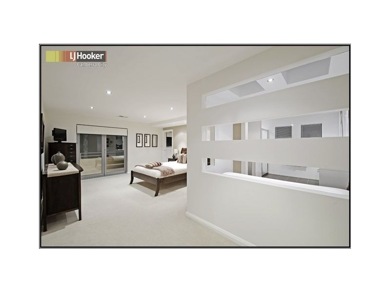 94 Allchin Circuit, Kambah ACT 2902
