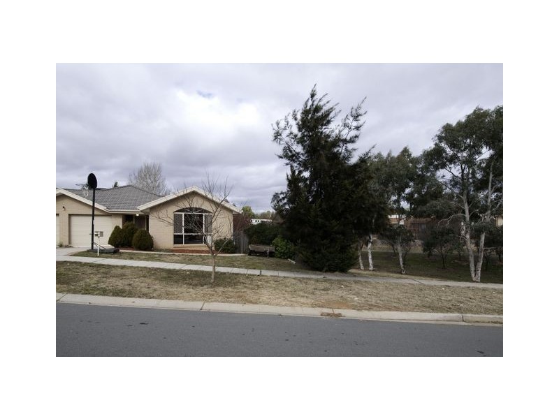 16 Mt Warning Crescent, Palmerston ACT 2913