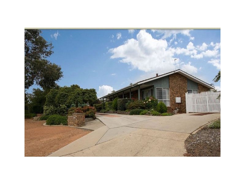 1 Maclean Street, Chisholm ACT 2905