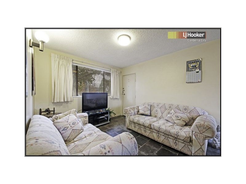4/8 Irvine Street, Watson ACT 2602
