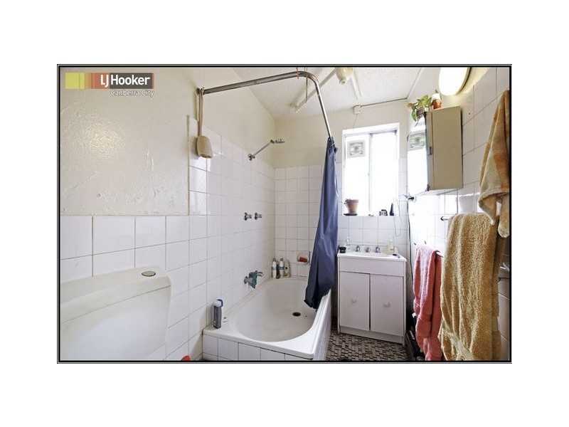 4/8 Irvine Street, Watson ACT 2602