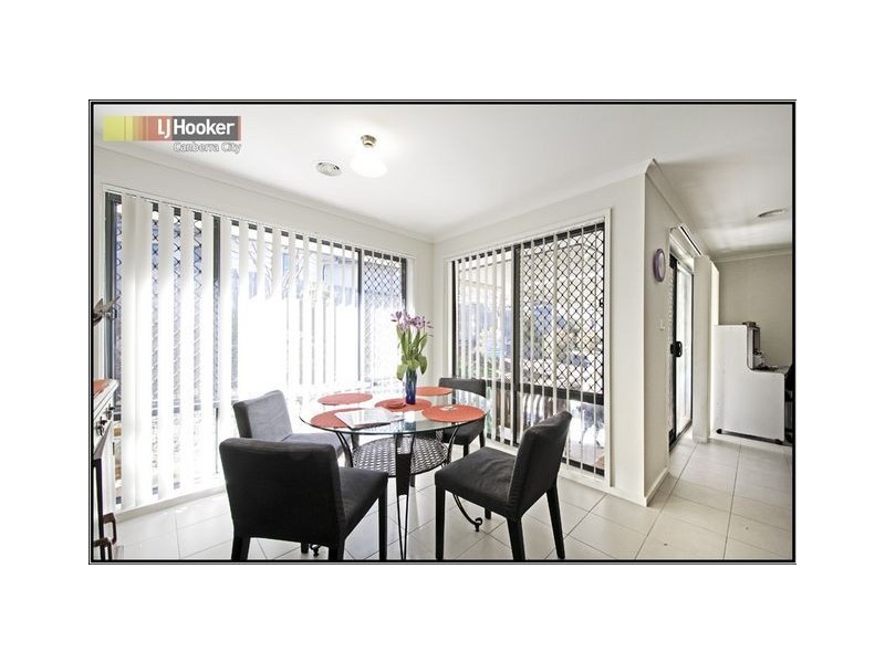 Emanuel Place, Conder ACT 2906