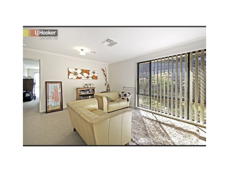 Emanuel Place, Conder ACT 2906