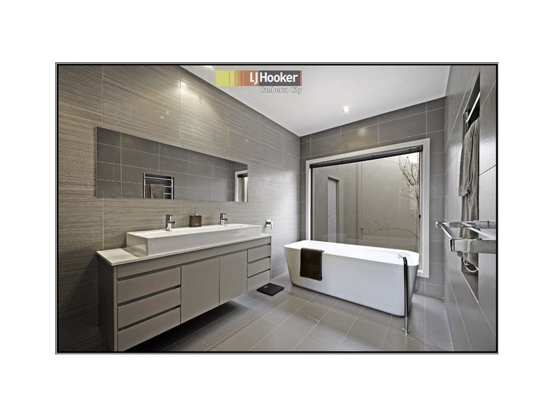 22 Allnut Crescent, Forde ACT 2914