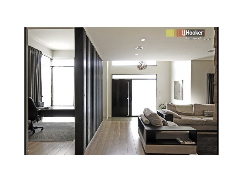 22 Allnut Crescent, Forde ACT 2914