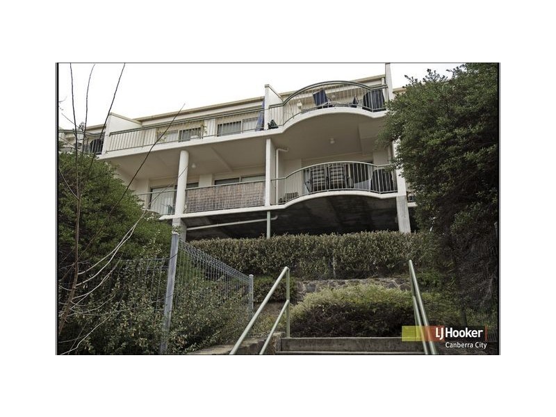 11/41 Leahy Close, Narrabundah ACT 2604
