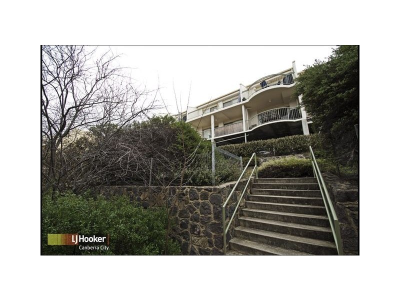 11/41 Leahy Close, Narrabundah ACT 2604