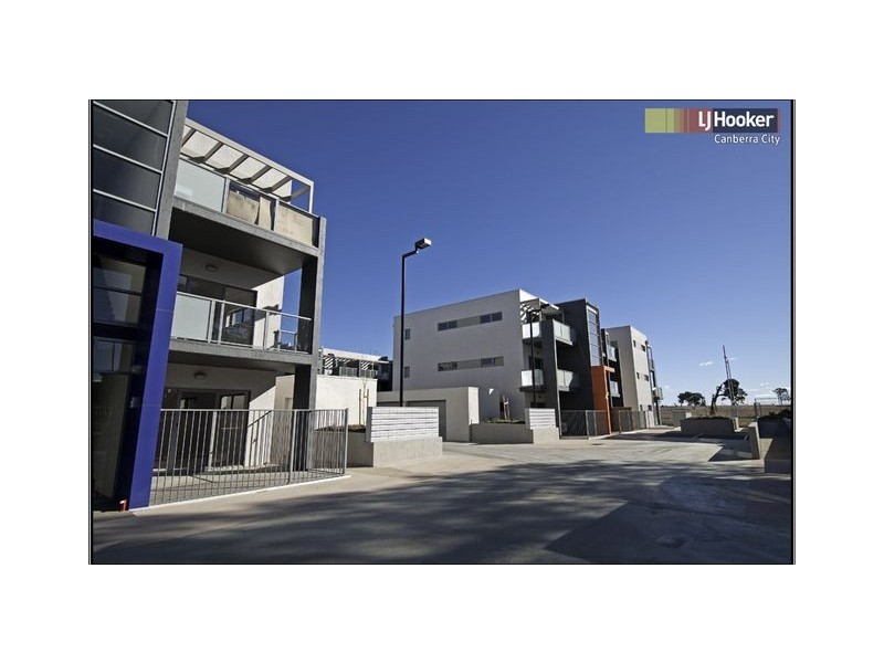 82/75 Elizabeth Jolley Crescent, Franklin ACT 2913