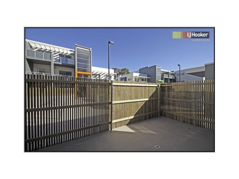 82/75 Elizabeth Jolley Crescent, Franklin ACT 2913
