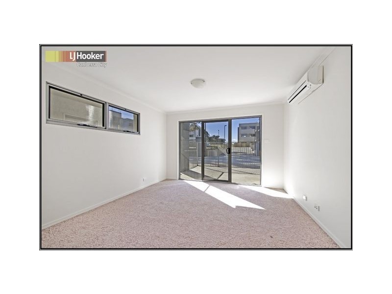 82/75 Elizabeth Jolley Crescent, Franklin ACT 2913