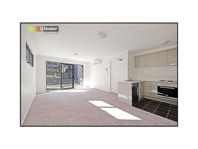 82/75 Elizabeth Jolley Crescent, Franklin ACT 2913