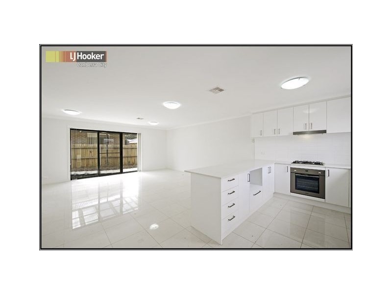 6 Ted Richards Street, Casey ACT 2913