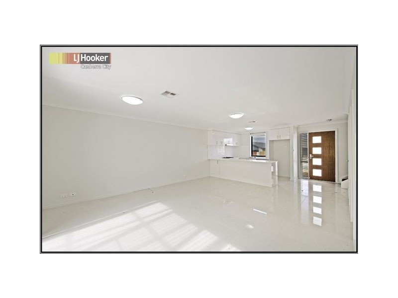 6 Ted Richards Street, Casey ACT 2913