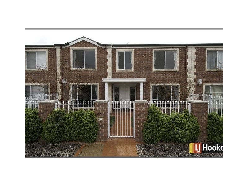 42 Nellie Hamilton Avenue, Gungahlin ACT 2912