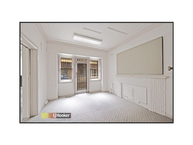 32 Lowe Street, Queanbeyan NSW 2620