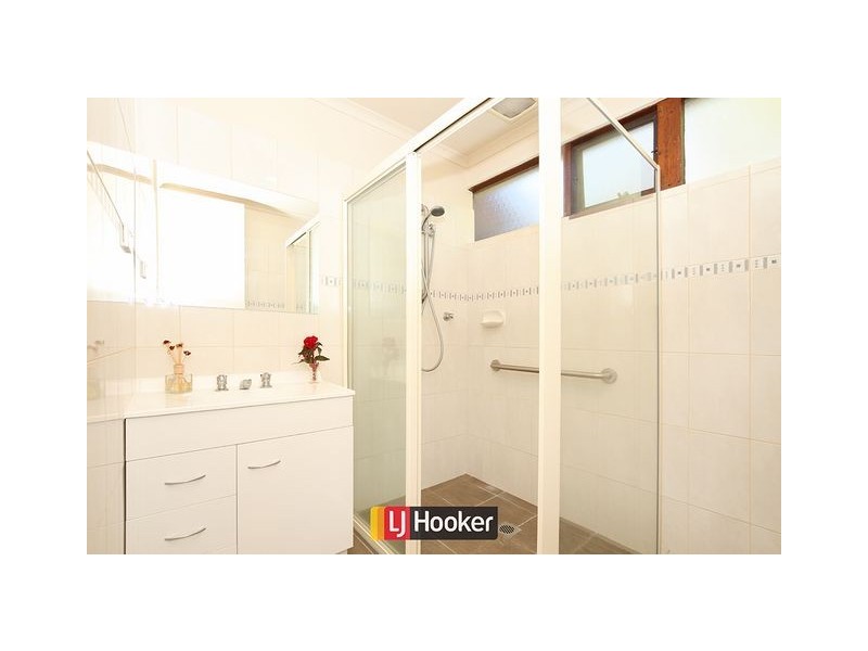 45 Barnet Close, Phillip ACT 2606