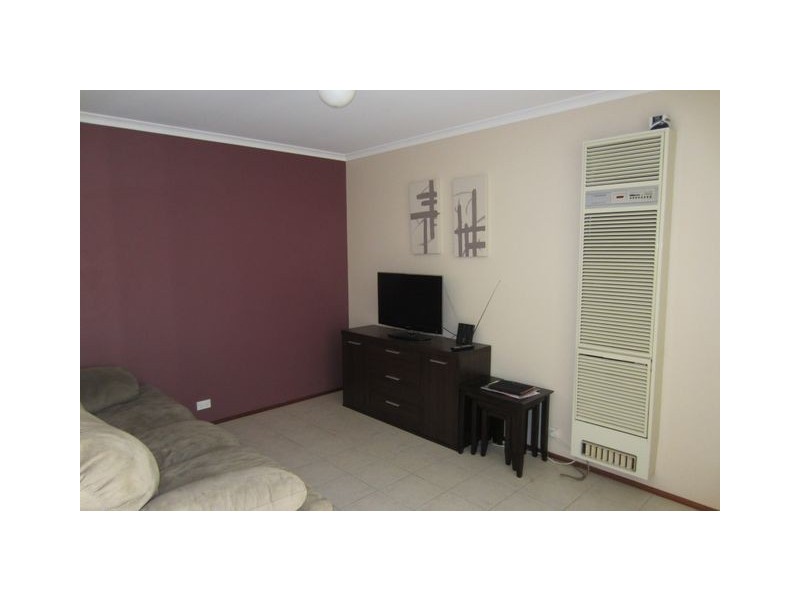 2 Tari Close, Ngunnawal ACT 2913