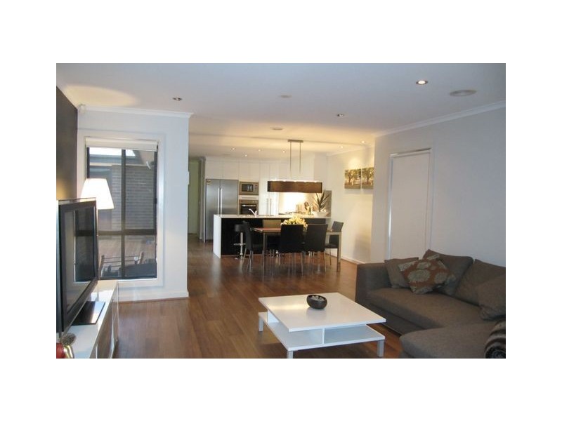 8 Donald Horne Circuit, Franklin ACT 2913