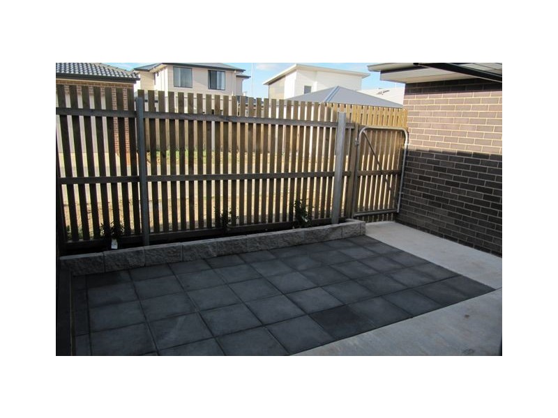 8 Donald Horne Circuit, Franklin ACT 2913