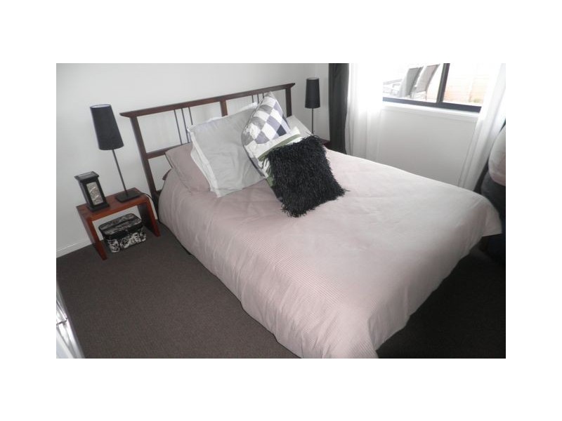 2 Thiele Gardens, Franklin ACT 2913