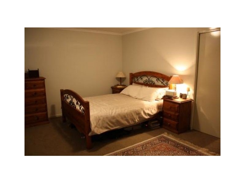 74 Aspinall Street, Watson ACT 2602