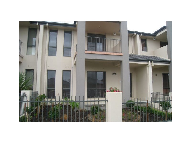 10 Wombeyan Street, Harrison ACT 2914