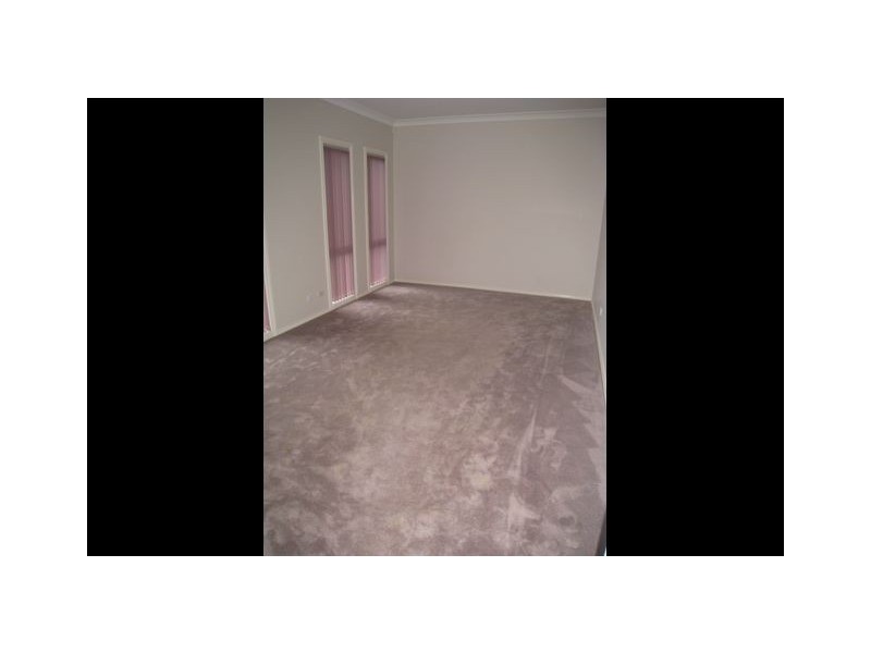 10 Wombeyan Street, Harrison ACT 2914