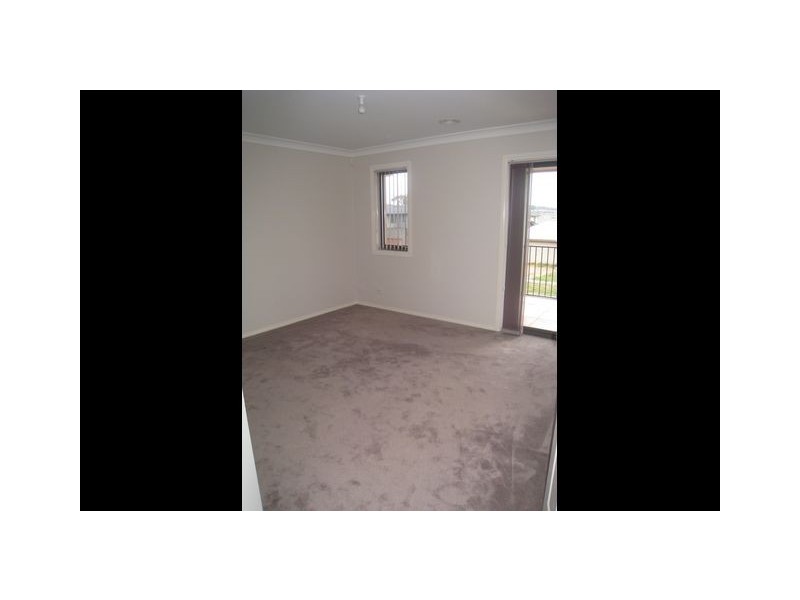 10 Wombeyan Street, Harrison ACT 2914