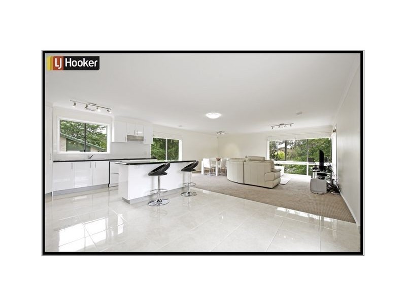 17 Hirschfeld Crescent, Macgregor ACT 2615